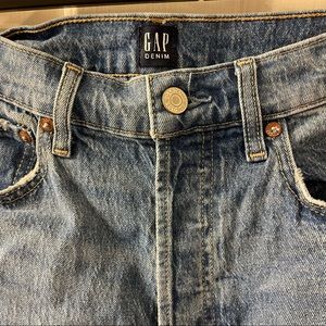 Gap Cheeky Straight-Fit Jeans